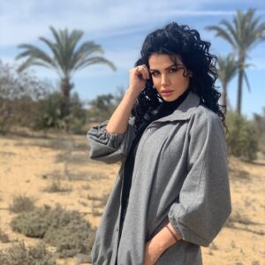 Tatiana Instagram - @tatianaactress #goodvibes #specialday #jupiter #22/2/2022