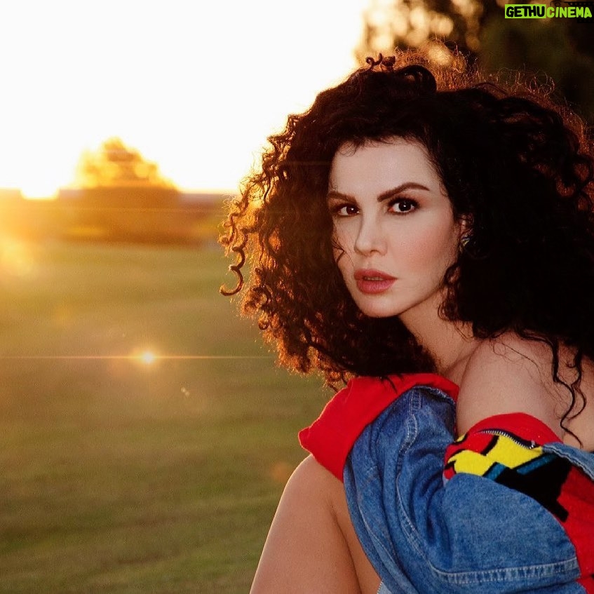 Tatiana - 567 Likes - Sunrise the miracle of the day #sunrise #sun #tatiana #تتيانا #first@sameh_tomoum