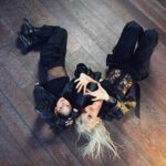 Tatiana Larina Instagram - Фотосессии - это волшебство! Ты сияешь, творишь и создаешь образы. Твои эмоции передаются через объектив камеры. Эмоции - это твое сокровище, позволяющее проявить индивидуальность. Будь искренней и настоящей перед камерой. Твои фотографии - это всегда произведения искусства! Делайте больше фотосессий и дари миру свое блеск! #моделинг #фотосессии #эмоции #индивидуальность #искренность #маленькаязвезда