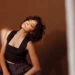 Tatiana Maslany Instagram - long hair ago by 📷 @ashleybatz who is very talented (@bustle)