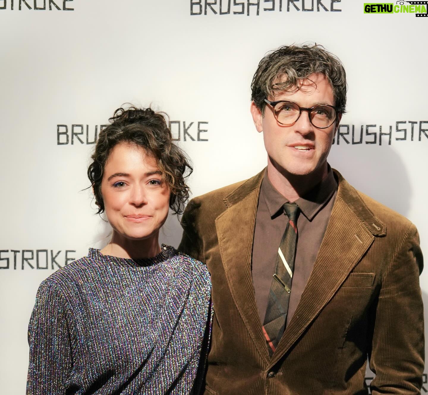 Tatiana Maslany Instagram - Go see the fantastic new play BRUSHSTROKE by @johnrossbowie at @odysseytheatre. Thought provoking, funny and prescient with tremendous performances by @brendanhines @verbalberappin @jamesurbaniak and @evangelinedwards. Tix in bio