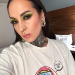 Tatiana Shmayluk Instagram - Feed me