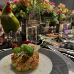 Tatiana Stefanidou Instagram - Pre easter dinner με υπέροχους οικοδεσπότες την @dralkistisprinou και τον @drboukouvalas 🙏🏻🐰🐣🌸🌼🌺 #easter #easterdecor