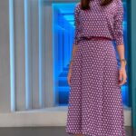 Tatiana Stefanidou Instagram - @tlive_alphatv backstage 🎥📸 @assibyminalambraki @imanoglou @mmarkantonatou @chrysanthithomatos9 @mairapapaefthimiou @alphatv #alphatv #backstage #ootd #pink