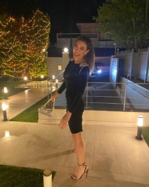 Tatiana Stefanidou Instagram - Με @stefanoudakiscouture_official 🍾🥂και @imanoglou 🎄🎉🎁