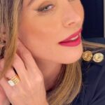 Tatiana Stefanidou Instagram - @tlive_alphatv backstage 🖤#alphatv
