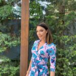 Tatiana Stefanidou Instagram - Τελευταία dressy photo της σαιζόν. Από βδομάδα … μαγιό, καφτάνι, σανδάλι! 😎#summer #summervibes #διακοπές @dvf_greece