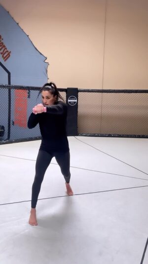 Tatiana Suarez Instagram - 🖤🖤🖤🖤🖤 

Enjoying the journey 

Thanks for the work today @77natepettitmma_ 

#mma #wmma #ufc