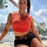 Tatiana Suarez Instagram - 😃 😃 😃 Loving life! 🧡