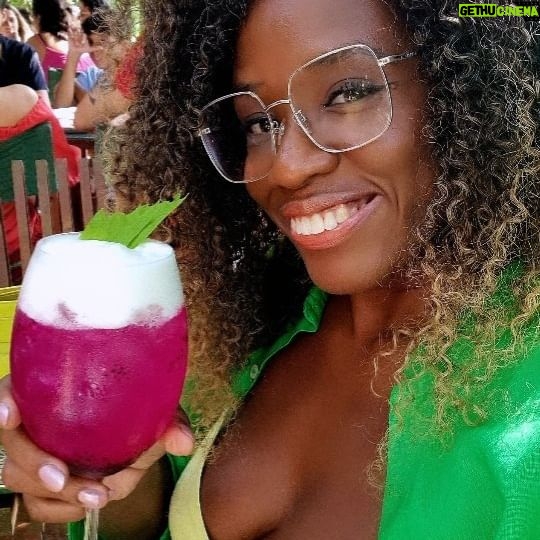 Tatiana Tiburcio Instagram - Domingo delicinha em boa companhia, comida gostosa e um lugar incrível !! Obrigada pela tarde maravilhosa minha amiga @montecchiedi @selvagemibirapuera