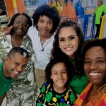 Tatiana Tiburcio Instagram - Final de semana foi a festa desse pequeno q tomou de assalto meu coração @matheusassis.oficial . Foi uma maratona!!! Estava em São Paulo trabalhando mas prometi q dava um jeito de ir... e fui! 6h de ônibus depois de um dia intenso, ida corrida ao shopping pra comprar o presente na última hora, lidar com o ciume do meu filho (rrss) me perder de carro na Taquara, chegar na festa pra ficar 20min e sair correndo pro aeroporto pra pegar o último voo possível pra estar no set de filmagem as 7h do dia seguinte. Ufa!!! Foi puxado...mas eu faria tudo de novo! Te amo meu Teteu!!! Felicidades hj e sempre. Um xero da eterna vovó Jussara