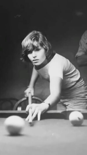 Tatum O'Neal Instagram - Still got it. 🎱
