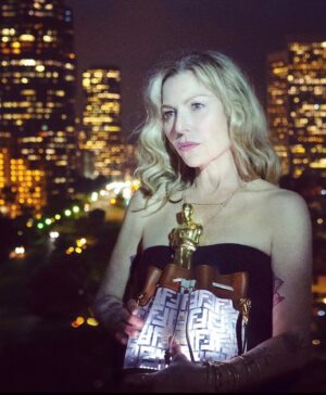 Tatum O'Neal Instagram - Once Upon A Time in Hollywood for @vmagazine by 📸 @thechrissutton 🏆 @fendi #fisforfendi