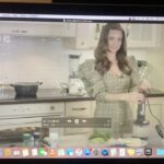 Tatyana Denisova Instagram - Сладких снов...👩🏽‍🍳💋💄
