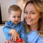 Tatyana Morozova Instagram - Мамочки, у нас тут джентельмен совсем большой стал! Принцессы могут выстраиваться в дружно ряд 😁😎