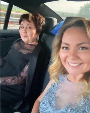Tatyana Morozova Instagram - Мамуля, люблю тебя безмерно!!! Спасибо, что ты всегда рядом, даже если ты далеко

Позвоните своей маме, а лучше, поздравьте ее лично с праздником Матери🧡