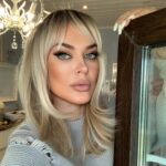 Tatyana Tereshina Instagram - Гул затих. Я вышел на подмостки. Прислонясь к дверному косяку, Я ловлю в далеком отголоске, Что случится на моем веку. На меня наставлен сумрак ночи Тысячью биноклей на оси. Если только можно, Авва Отче, Чашу эту мимо пронеси. Я люблю твой замысел упрямый И играть согласен эту роль. Но сейчас идет другая драма, И на этот раз меня уволь. Но продуман распорядок действий, И неотвратим конец пути. Я один, все тонет в фарисействе. Жизнь прожить - не поле перейти. Б.Пастернак