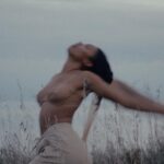 Taveeta Szymanowicz Instagram - stills from our little film "metamorphosis" — out now on @beyondtheshort ⭐️ link in bio x Creative Director:@taveeta DOP: @thepeterschnobb Producer: @madetotell Post Production: @thepeterschnobb First Assistant Camera: Jason Lin Production Assistant: @scottydynamo Hair, Makeup, Wardrobe: @jessgagliano Dancer/Choreographer: @taveeta Music: Spearfisher