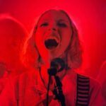 Tavi Gevinson Instagram - Expressing myself 🎨 in #shortcomings 🫶🏻 now on Netflix ‼️