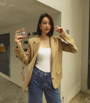 Tay Ying Instagram - Got a really cool camera when I was in Taipei - film vibes but runs on batteries and SD cards 📷 Swipe to see how the photos (unedited) turned out 💯