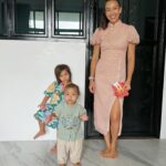Taya Rogers Instagram – Happy Lunar New Year HomieLoverFriends🧧🌕✨🐲🍊 Wishing you all a prosperous & joyful year of the dragon! 😘  I’m excited to teach Jaden & Mila more of their Chinese heritage as they get older (& hoping to use it as an opportunity to learn more for myself as well!) 

เห็นหน้าแบบนี้จะคิดไหมว่ามีอาม่ากับอาเหล่าม่าอยู่ที่บ้าน 😛

恭祝新年吉祥，幸福和欢乐与你同在。🌕🐲🧧🍊💰