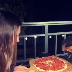 Taylor Cole Instagram - Found the perfect gift for anyone in your same household 😜 @oonihq #happybirthdaytome correction #toyou 😎 #notanad #justadream #pizzalover