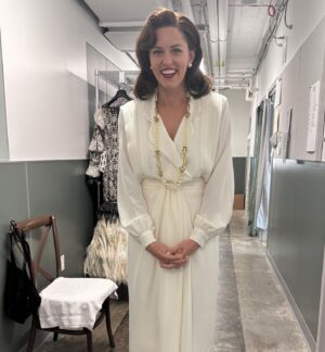 Taylor Louderman Instagram - Muny shows are a giant trust fall. You have 11 days to rehearse, and you never run the show with all of the elements (orchestra, costumes, props, lighting, set, etc) until opening night. Somehow it always comes together — they call it @themuny MAGIC 🪄🧞
And just like all those tearful closing night bows from summer theatre camps growing up, I’m always sad to say goodbye to the new friends I made along the way. 🤍🖤
#chess #muny #musicaltheatre