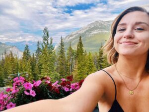 Taylor Misiak Instagram - OH CANADA 🍁 so many stunning and spectacular sights!