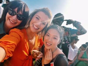 Taylor Misiak Instagram - Hard at work on season 3 ☀️