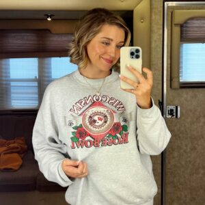 Taylor Misiak Instagram - DAVE DUMP (not pictured - me sobbing when I found out my idol Rachel McAdams would be on our show. I didn’t get to show her the paper I wrote about her and why her career is perfect from my senior year of college but maybe that’s for the best!!!)