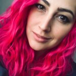 Taylor Dooley Instagram - missing my pink hair 🎀