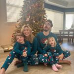 Taylor Dooley Instagram - Merry Christmas & Happy Holidays to everyone ❤️ All glory to the newborn King 😍 Praising and thanking God for sending His son, Jesus, as a savior to ALL! And so incredibly grateful for family, love, joy, and peace in this holiday season. Sending you all so much love from me and my favorite tribe of goofballs (swipe to see us being silly 😜). I love always laughing through life with these three, God is so good 🥰