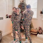 Taylor Dooley Instagram - We had the most beautiful Christmas Day yesterday filled with all our favorite people, so much love, laughter, smiles, joy, presents, and makeovers (courtesy of little miss Adaline and her new makeup set swipe over to see the results 😂)!! 🎁🎄😍 Celebrating the true gift of the season, Jesus 🥰 Wishing you all the most blessed day yesterday and an amazing holiday season from our family to yours 💛