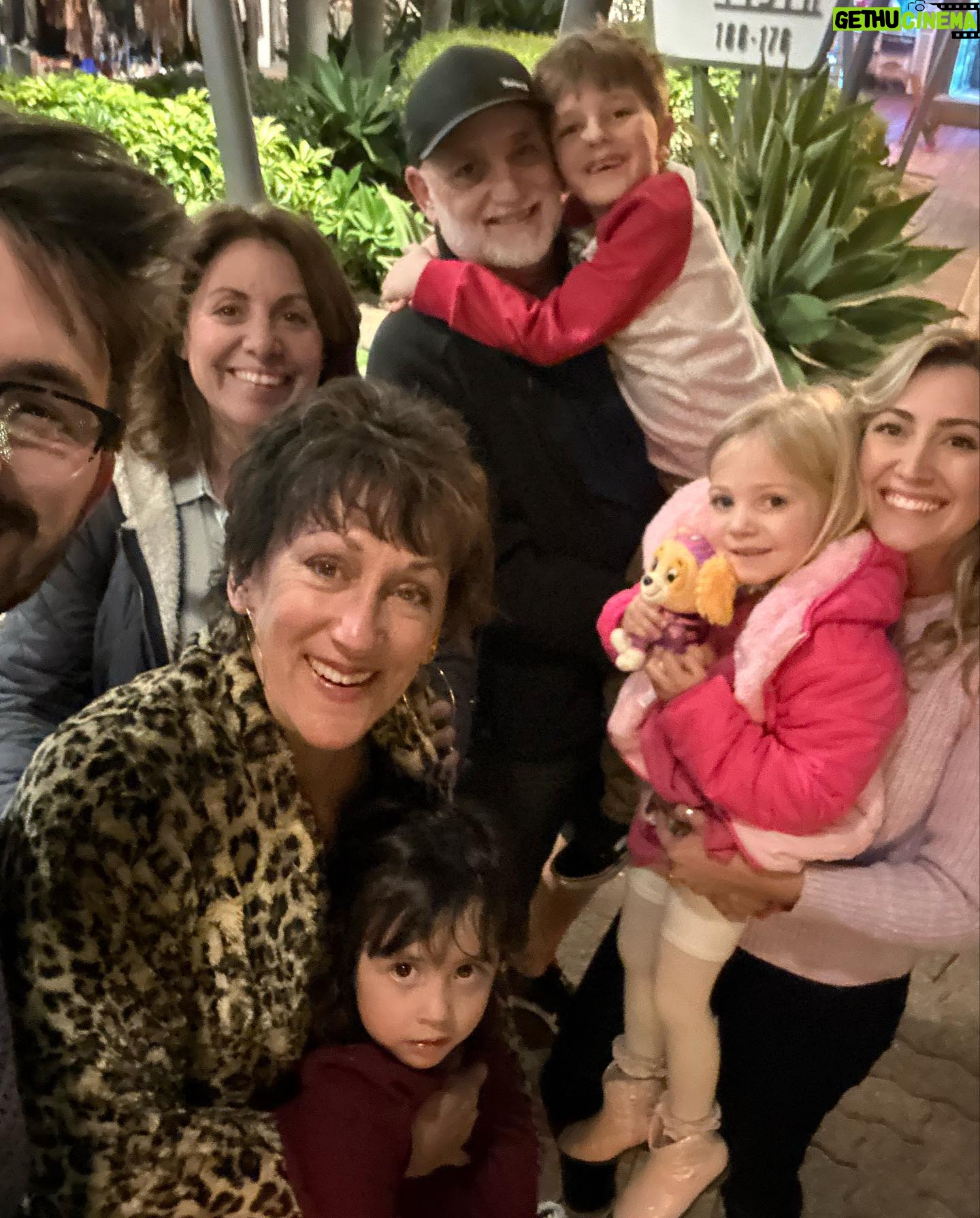 Taylor Dooley Instagram - Holiday adventures with my favorites 🎄 So blessed to have all of these amazing people in our lives. Cheers to friends who become family 🥰