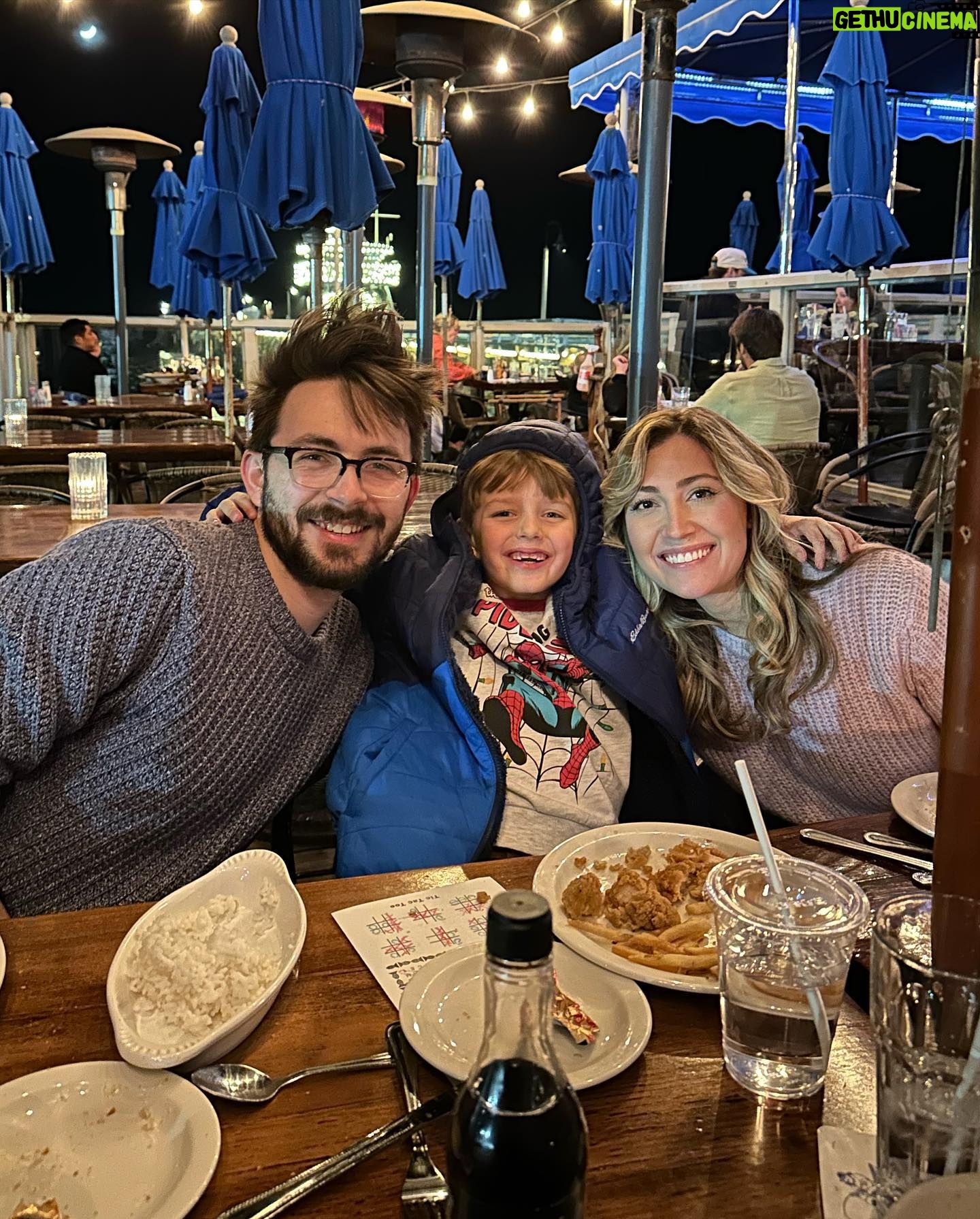 Taylor Dooley Instagram - Holiday adventures with my favorites 🎄 So blessed to have all of these amazing people in our lives. Cheers to friends who become family 🥰