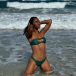 Taylor Hale Instagram - It was me vs the ocean and if you saw the rest of the photos in my camera roll - we’d all agree the ocean won 🤣