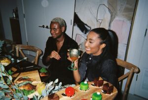 Taylor Hale Instagram - Only thing disposable here is the camera

Salon beta test ✔️

#dinnerparty #offwhite #virgilablohoffwhite #dragrace #bigbrother #thechallenge #thecircle #blackhistory #blackhistorymonth