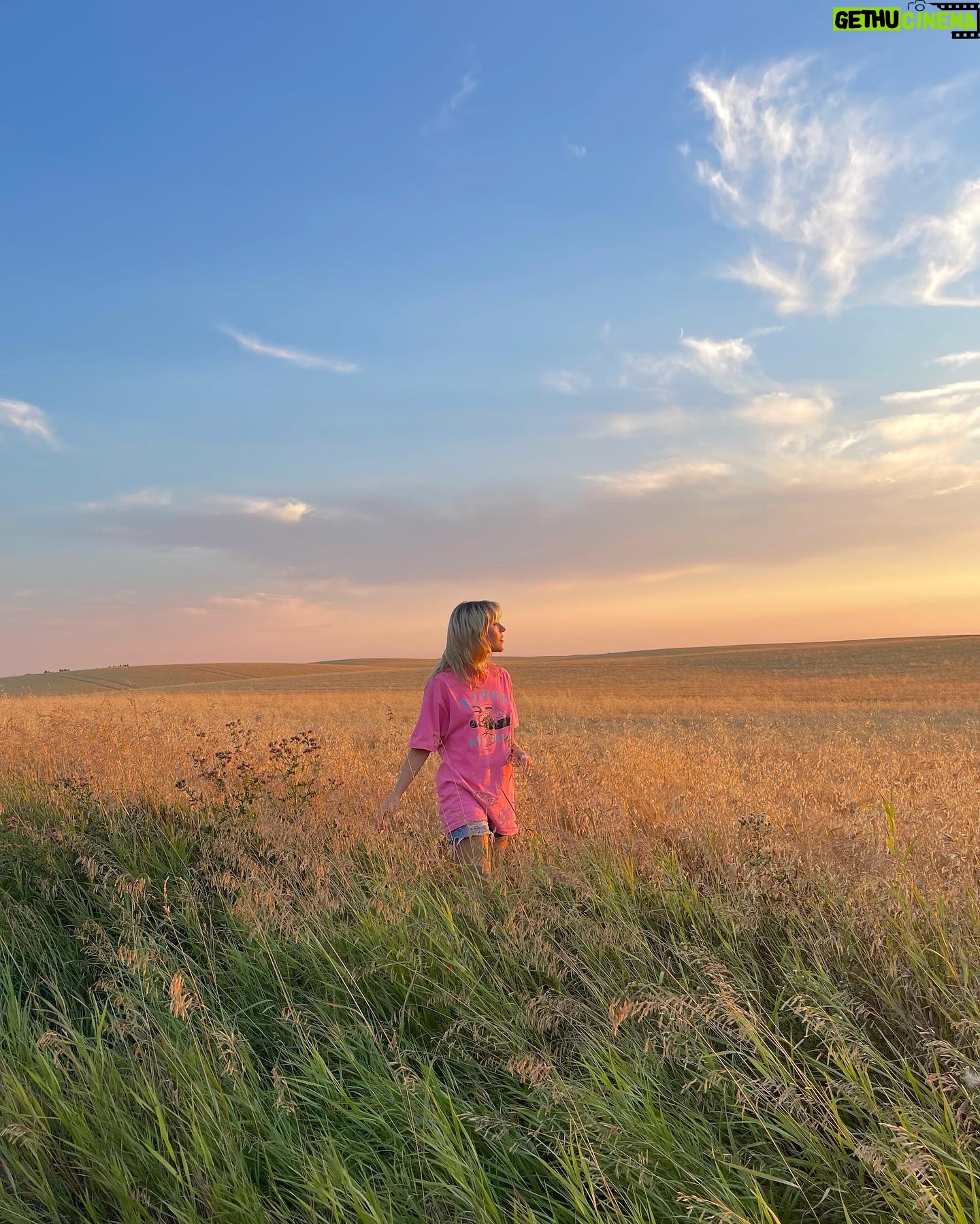 Taylor Hickson Instagram - if you’re wondering where the hell i’ve been… i’ve been playing in the prairie, the ocean, the mountain, the desert, the sand, the trees- exploring my beautiful canadian home. trying to find some semblance of balance and home in this period of my individual renewal. whenever your journey of the unknown and scary arrives, and you’re forced out of the box of what you know, try and find art in the adolescence of it all❣️ & listen.