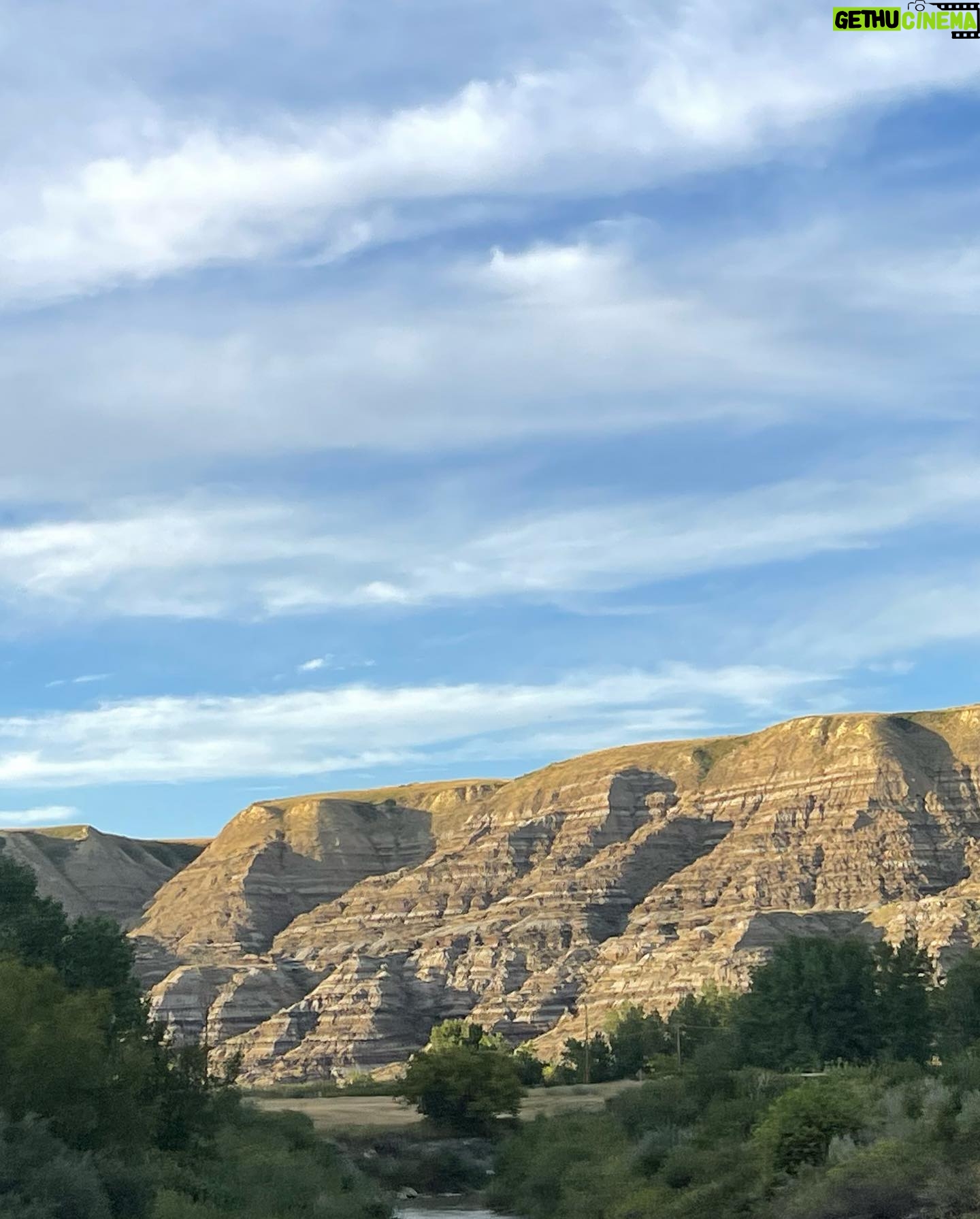 Taylor Hickson Instagram - if you’re wondering where the hell i’ve been… i’ve been playing in the prairie, the ocean, the mountain, the desert, the sand, the trees- exploring my beautiful canadian home. trying to find some semblance of balance and home in this period of my individual renewal. whenever your journey of the unknown and scary arrives, and you’re forced out of the box of what you know, try and find art in the adolescence of it all❣️ & listen.