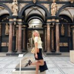 Taylor Hickson Instagram - thank you london, thank you starfury, & thank you for the VIP tour ms. london babe @jadziascott_ 🇬🇧