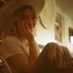 Taylor Hickson Instagram - 🐛🌾🌞🍓