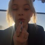 Taylor Hickson Instagram - flurry of friends & places