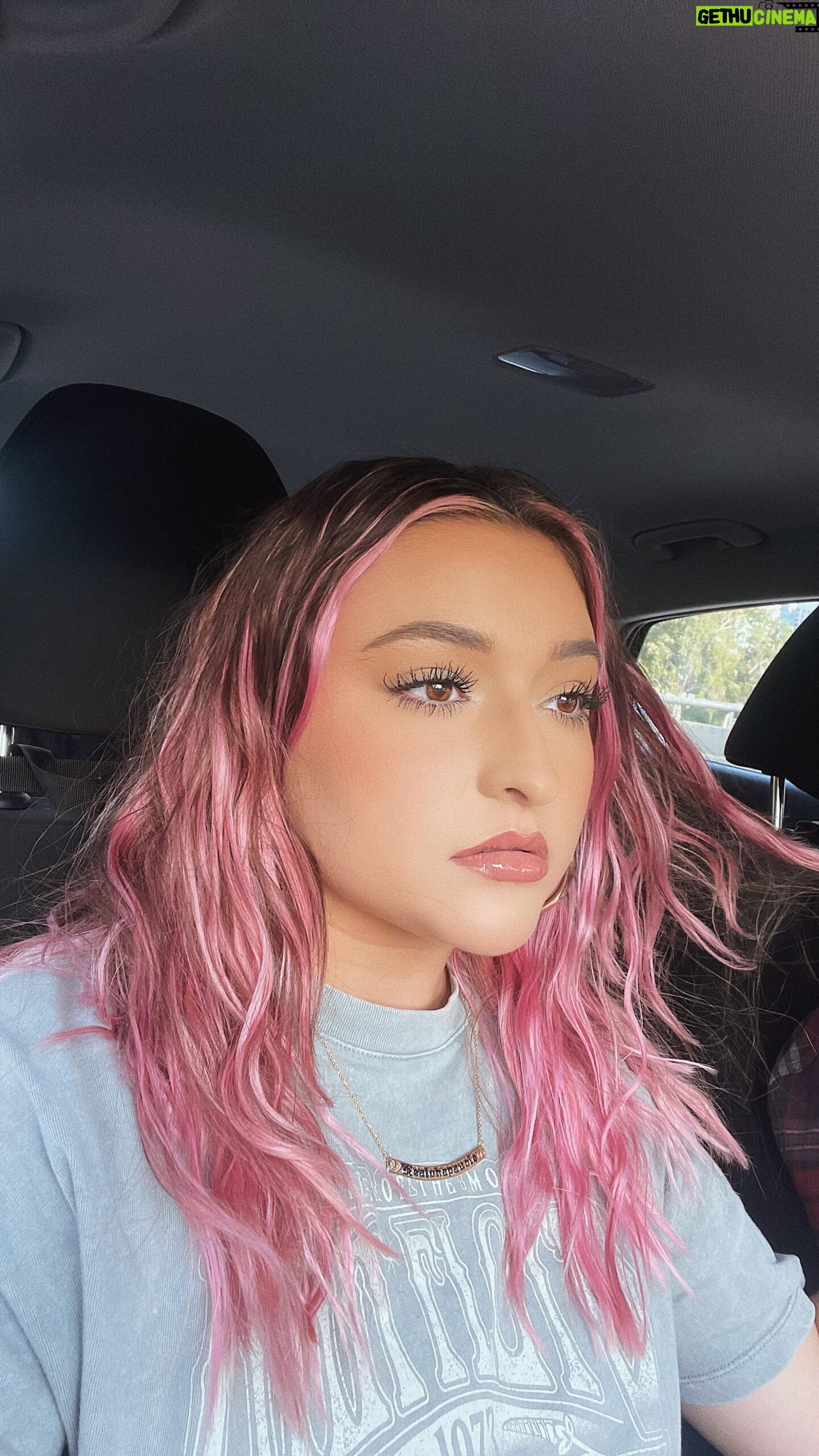 Teilor Grubbs - 9.9K Likes - a little GRWM ft my babies at the end💘
