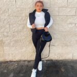 Teilor Grubbs Instagram - 🖤🖤🖤 vest: @romwe #romwe #romwehaul Teilor15a for an extra 15% off✨ sku: sw2206214272441411