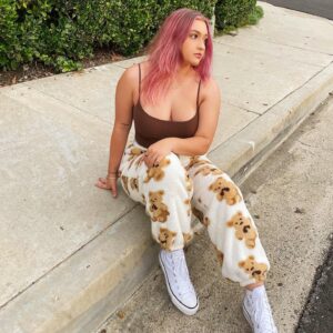 Teilor Grubbs Instagram - just trynna master peace🤍 

teilor15 for $$ off✨
sku: 11597417 @sheinofficial @shein_us 
#sheinforall #sheinpartner