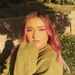Teilor Grubbs Instagram - i wasn’t gonna film this because i had a breakdown but i had this planned and i wanted to be authentic. everyone has bad days. ur not alone & it will pass.🤍