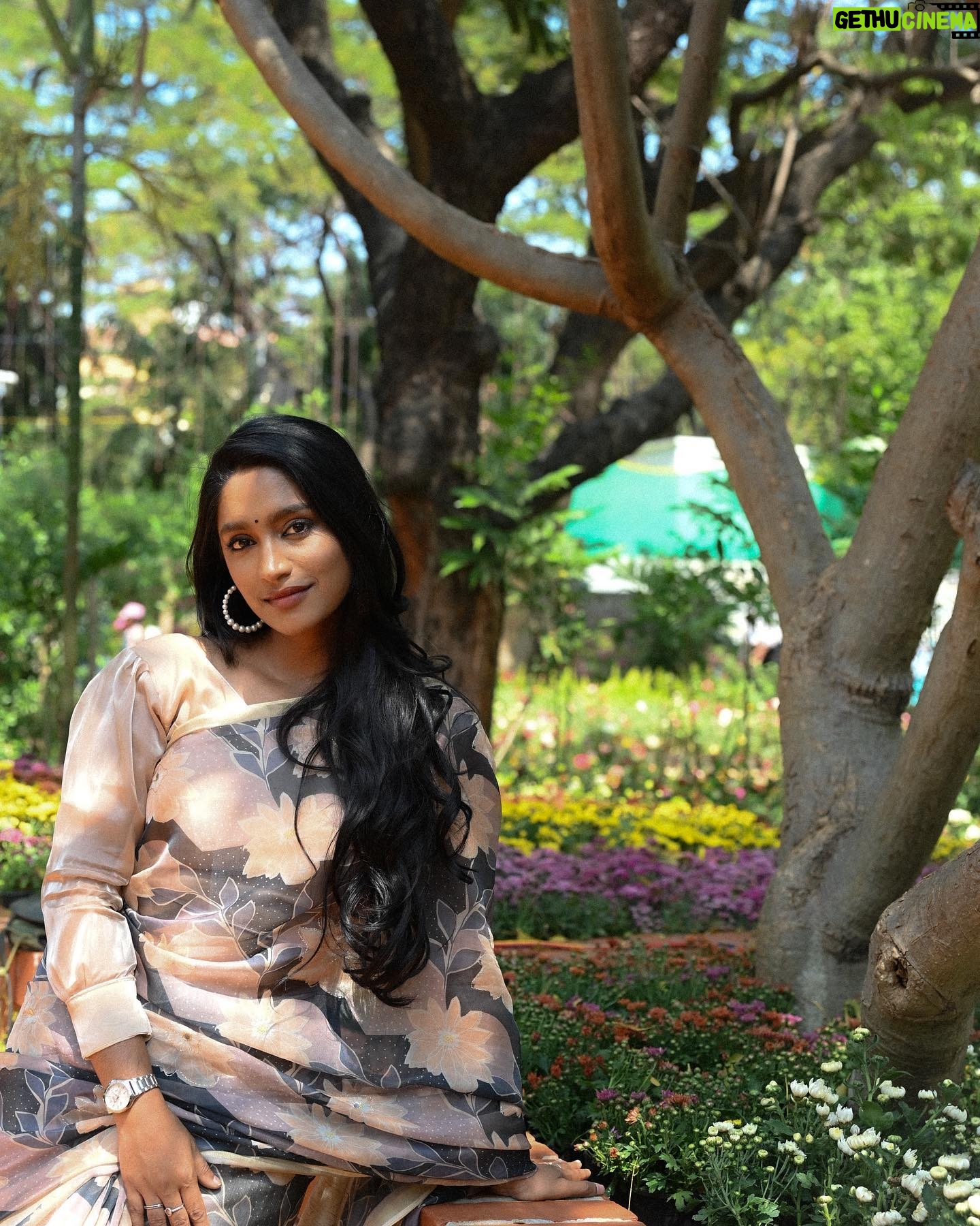 Teja Venkatesh Instagram - Petals of poise, threads of tradition – a symphony of beauty in my Alankriti saree @alankriti_silks In every fold, a story of blossoms. Alankriti's floral charm, an ode to timeless elegance. Thanks for the flawless makeup akka @shobsmakeover Beyond Grateful to grace the pages of Chennai Times Dated 19/2/2024. @praveentyagarajan #chennai #chennaitimes #tejavenkatesh #tejainsaree #saree #influencer #trending #sareelove