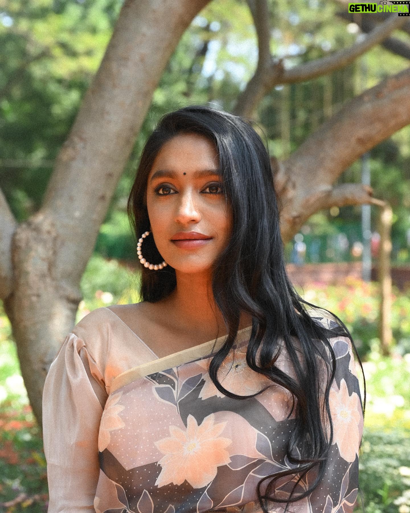 Teja Venkatesh Instagram - Petals of poise, threads of tradition – a symphony of beauty in my Alankriti saree @alankriti_silks In every fold, a story of blossoms. Alankriti's floral charm, an ode to timeless elegance. Thanks for the flawless makeup akka @shobsmakeover Beyond Grateful to grace the pages of Chennai Times Dated 19/2/2024. @praveentyagarajan #chennai #chennaitimes #tejavenkatesh #tejainsaree #saree #influencer #trending #sareelove