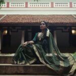 Teja Venkatesh Instagram - N.A.R.U.M.U.G.A.I 🌸 ft. @tejavenkateshoffl . We had this concept in mind to go full on Vintage Vibes in Natural Light, and we had just an hour to Shoot both Photos and Reel . Thank you for being the Sweetest @tejavenkateshoffl 💚 The Perfect Saree for our idea from @izhaimadras The Perfect look by @shobsmakeover Timely Blouse Stitched from @stitch_vyshnavee_sarath Hair Stylist @bling_by_zaara . #modelshoot #photography #landscape #aesthetic #vintage #vintagevibes #chennai #photoshoot #sonyalpha