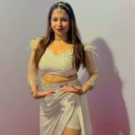 Tejaswani Behera Instagram - Manohari 💃🏻🔥 #viral #trendingreels #instagram #explore #post #followforfollowback
